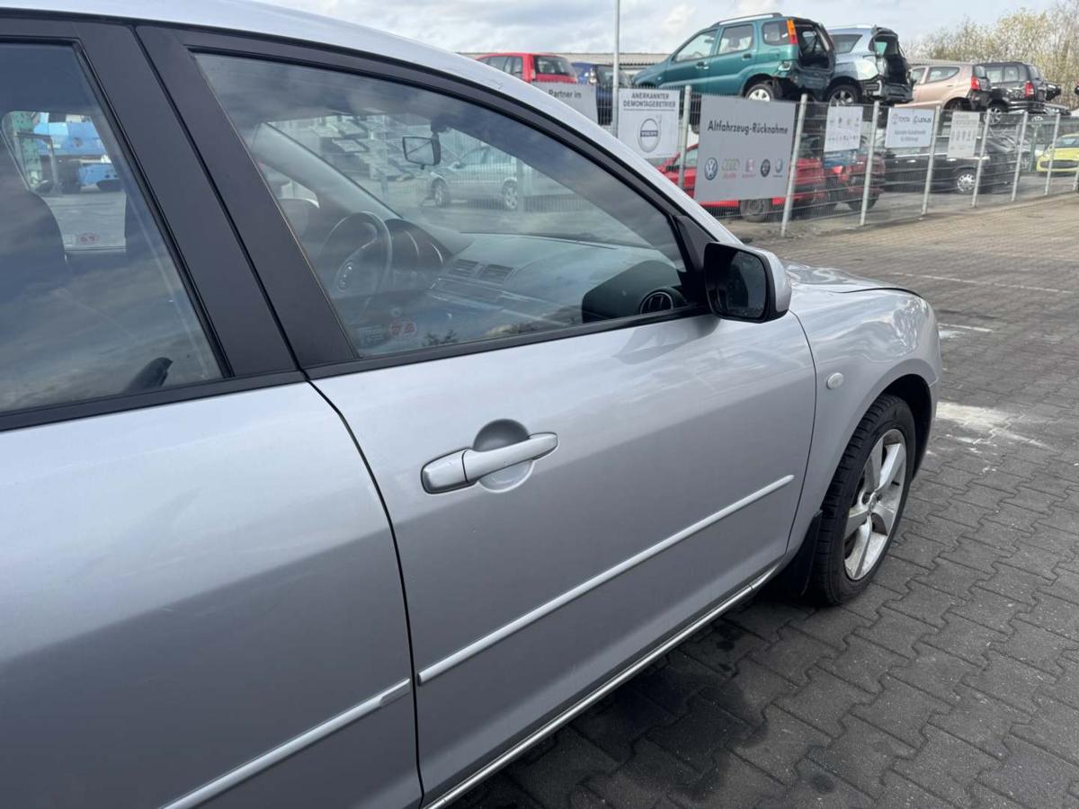 Mazda 3 BK original T&uuml;r vorn rechts Silber 4-T&uuml;rer Limousine Rohbau Bj.2004